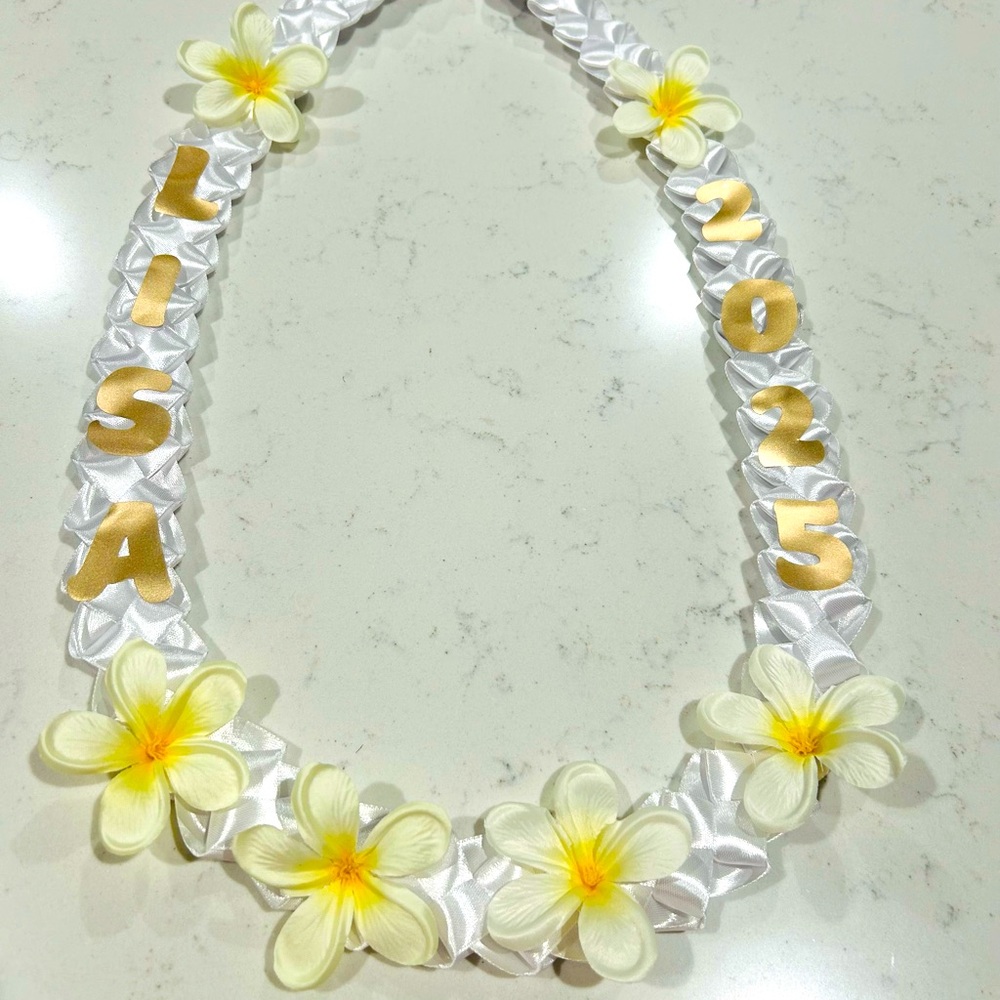 COPY - Custom/Personalized Graduation Lei, BIrthday/Special Occasion Lei
